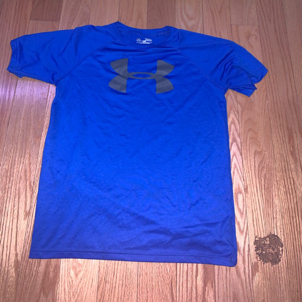 Blue under armor t-shirt